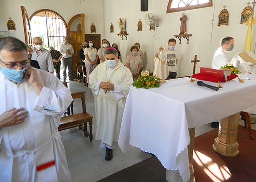 El obispo de Avellaneda-Lanús visitó el Hospital Pedro Fiorito