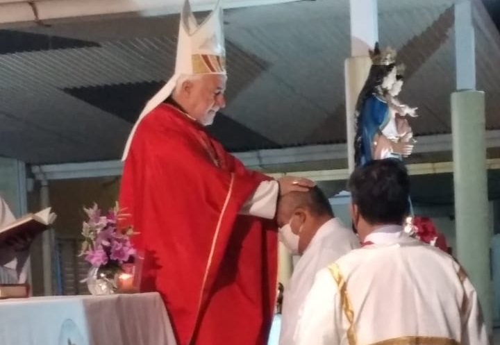 El obispo  de Formosa ordenó un nuevo diácono permanente