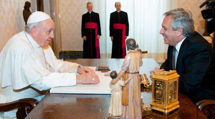 El Papa agradeció al presidente Fernández por sus deseos de pronta recuperación