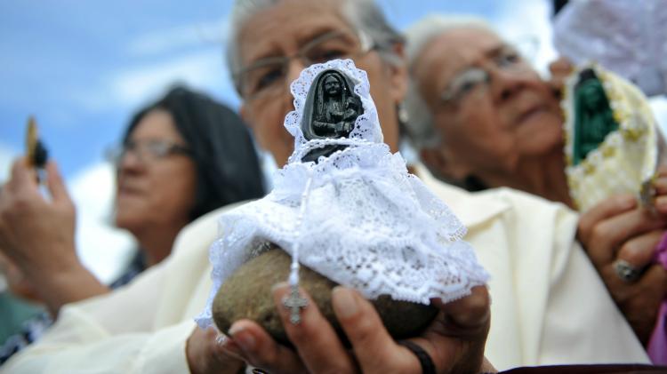 El Papa alentó a los costarricenses a ser valientes defensores del don de la vida