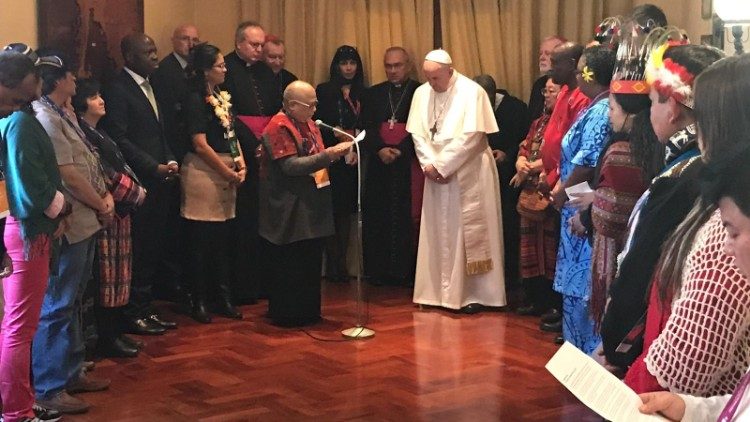 El Papa anima a pueblos indígenas en la lucha contra el hambre