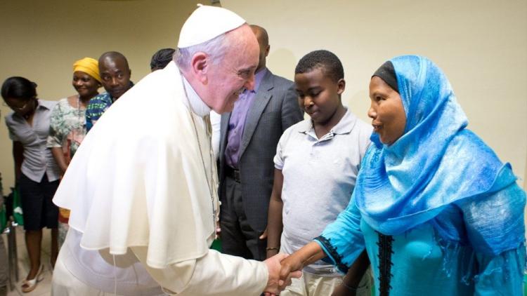 El Papa: Los refugiados son esperanza de un 'nosotros' cada vez mayor