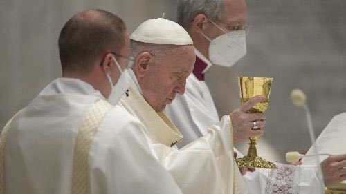 En Corpus Christi, el Papa llamó a "despertar la sed de Dios y el deseo del Evangelio"