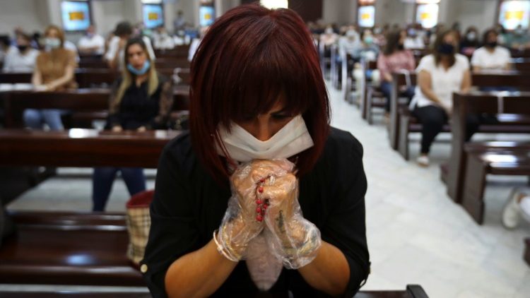 Europa se une en una cadena de oración por las víctimas de la pandemia