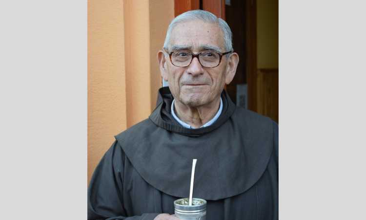 Falleció el fraile catamarqueño Juan Carlos Larcher