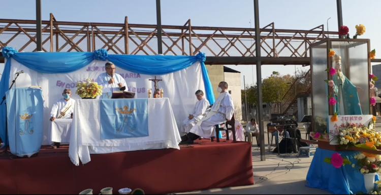Fiestas patronales en la parroquia María Reina en Concepción