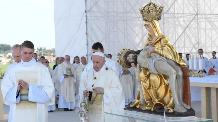 Eslovaquia: Francisco propone a la Virgen María "como modelo de una fe en camino"