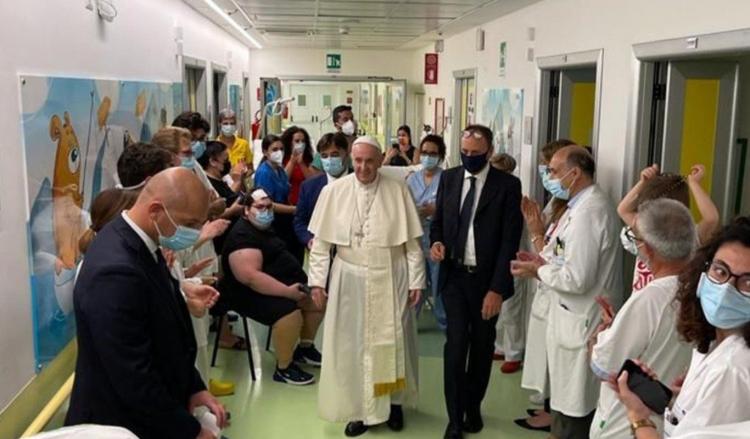 Gratitud y afecto del Papa hacia el personal del Hospital Gemelli