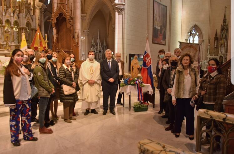 La comunidad eslovaca en la Argentina celebró a su patrona en Luján