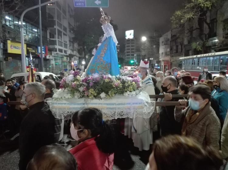 La comunidad porteña de Nuestra Señora de Montserrat celebró a la patrona de Cataluña