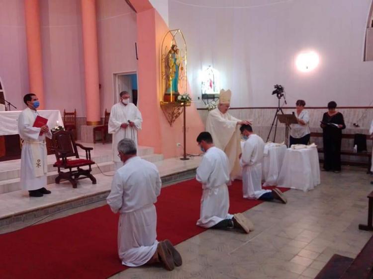 La diócesis de Rafaela tiene cuatro nuevos diáconos permanentes