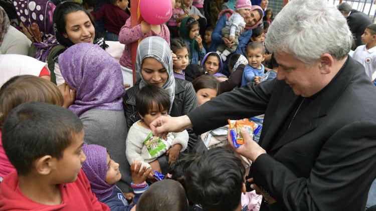 La labor de la Limosnería Apostólica con los niños afganos en Roma