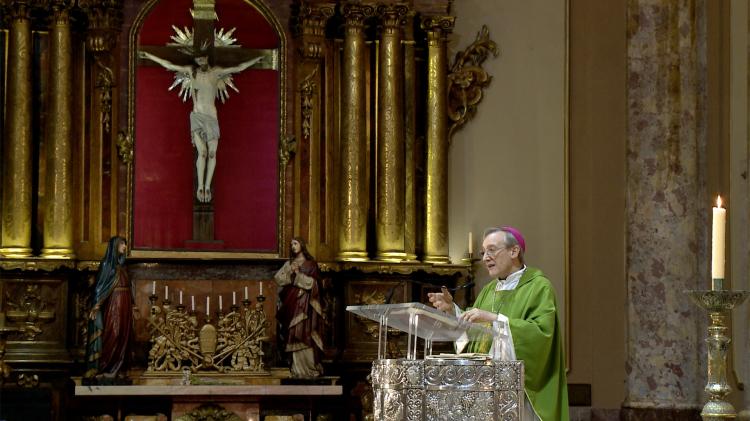 La misa dominical podrá verse en tv, radio y streaming