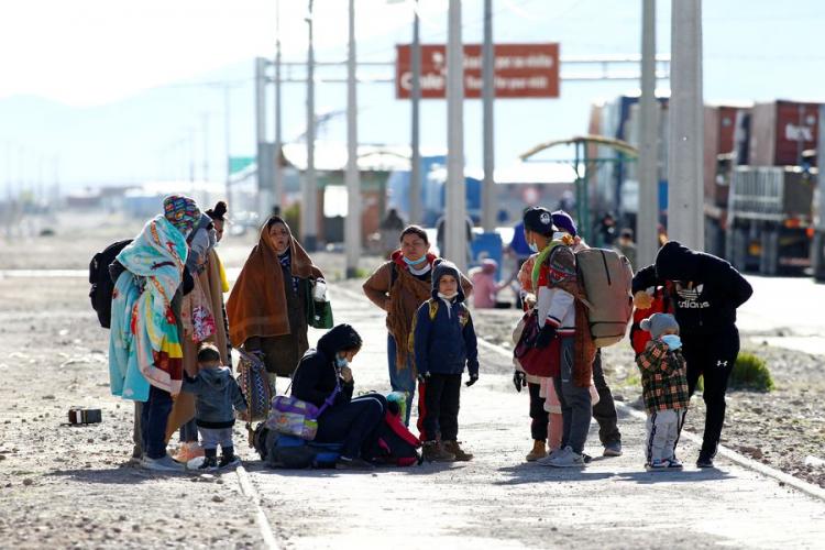Llamamiento a los gobiernos de Chile y Bolivia ante la crisis de los migrantes