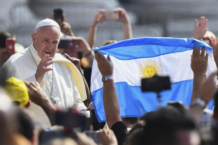 Los obispos argentinos rezan por la pronta recuperación del Papa