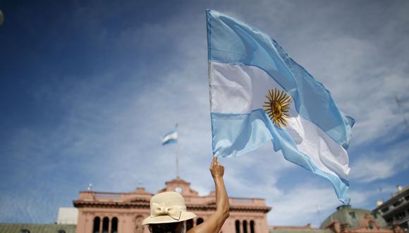 Mons. Buenanueva: "¿Hay resurrección para nuestra Argentina?"