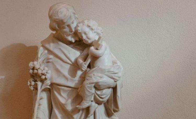 Mons. Castagna: San José, un hombre justo, humilde y fiel