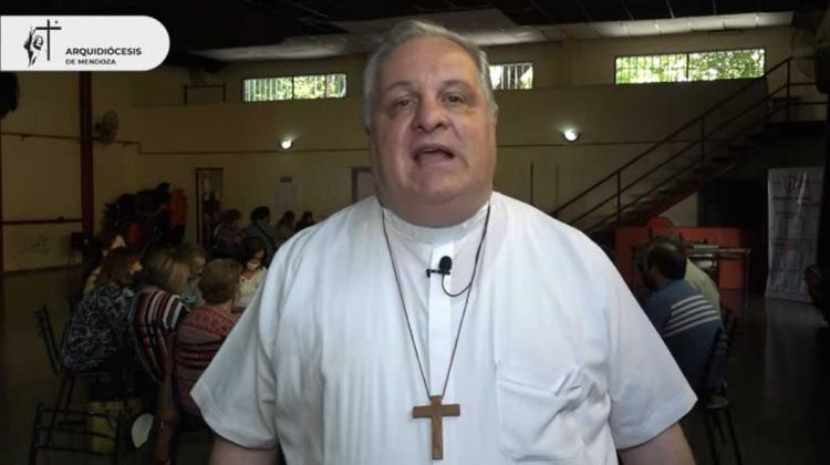 Mons. Colombo define como "un encuentro de hermanos" a la fase diocesana del Sínodo