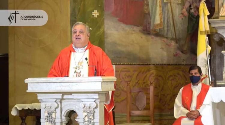 Mons. Colombo: El testimonio esperanzado y la alegría del Evangelio