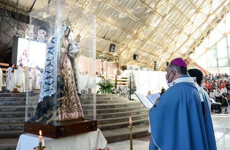 Mons. Colombo pide a la Virgen del Rosario que avive el amor eclesial, sinodal y misionero