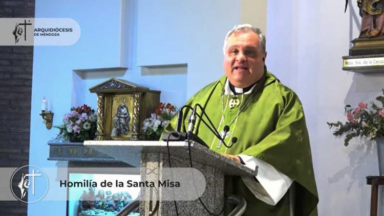 Mons. Colombo: "Seamos solidarios, pero a la vez profundamente religiosos"