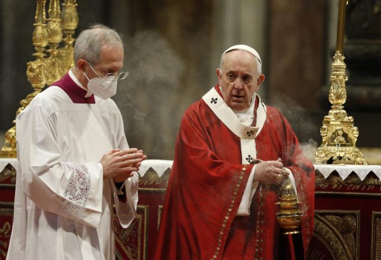 Mons. Guido Marini deja de ser el Maestro de ceremonias del Papa
