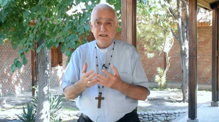 Mons. Lozano: "Jesús viene a nosotros 'sin barbijo'"