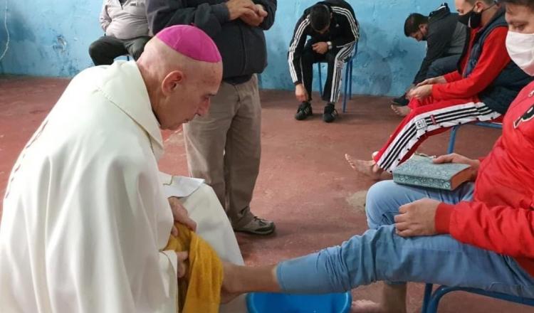 Mons. Malfa celebró el Jueves Santo en la Unidad Penal de Dolores
