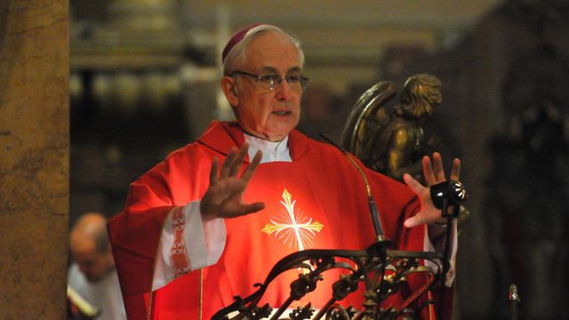 Mons. Ñáñez: "El Espíritu Santo es la nueva ley de la caridad"