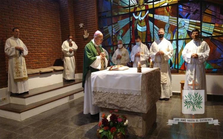 Mons. Olivera encabeza la convivencia con seminaristas