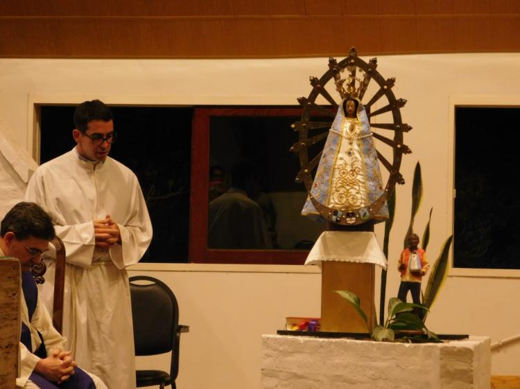 Mons. Scheinig ordenará un sacerdote para la arquidiócesis