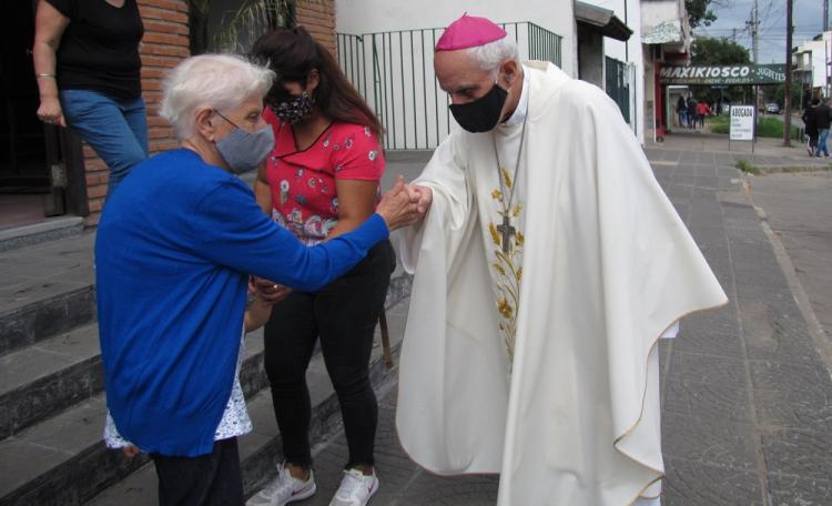 Mons. Torres Carbonell llama a vivir un Pentecostés "nuevo, lleno del Espíritu"