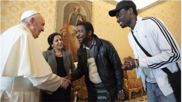 Ningún país puede "lavarse las manos" ante la crisis migratoria, dijo el Papa