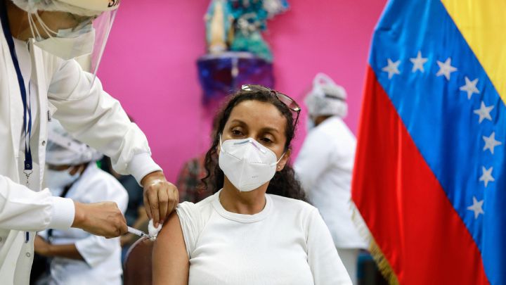 Obispo venezolano exhorta a acelerar el proceso de vacunación masiva
