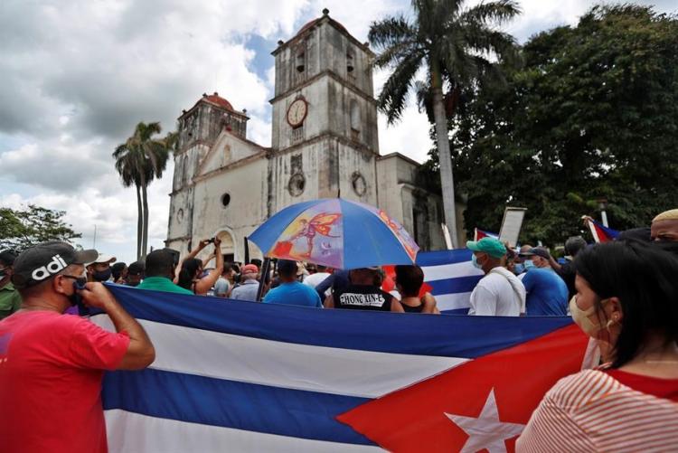 Obispos abogan por diálogo y cambios "necesarios" en Cuba
