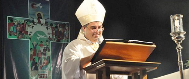 Recepción del nuevo obispo de Avellaneda-Lanús en el límite de la diócesis