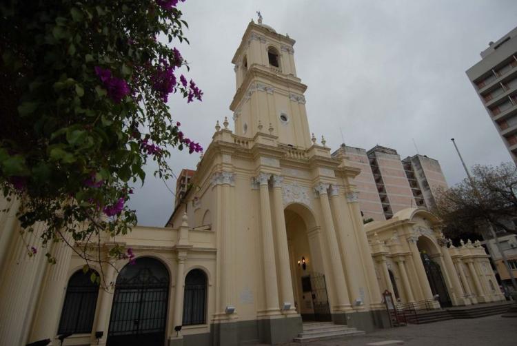 Repararon la histórica campana de la catedral de Jujuy