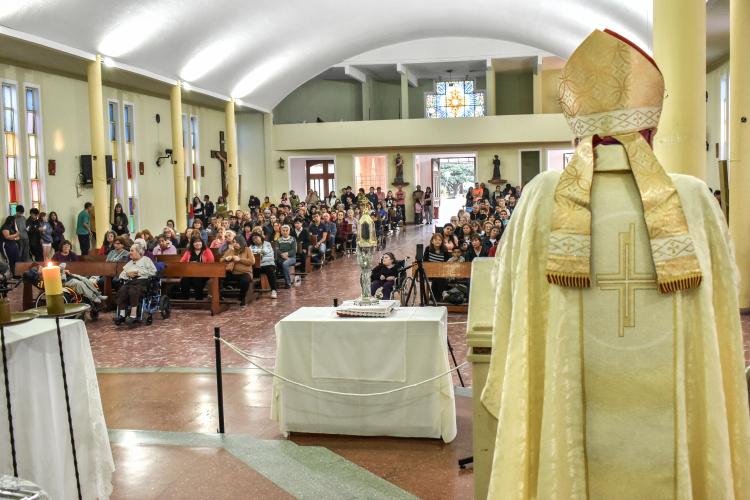 25° aniversario de la llegada del corazón de Don Orione al Cottolengo de Claypole 25° aniversario de la llegada del corazón de Don Orione al Cottolengo de Claypole