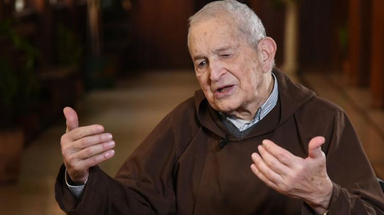 A los 98 años falleció el Card. Luis Pascual Dri, confesor del papa Francisco