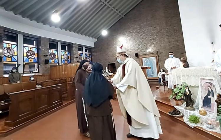 Acción de gracias por los 40 años de presencia de las hermanas Clarisas en Merlo-Moreno