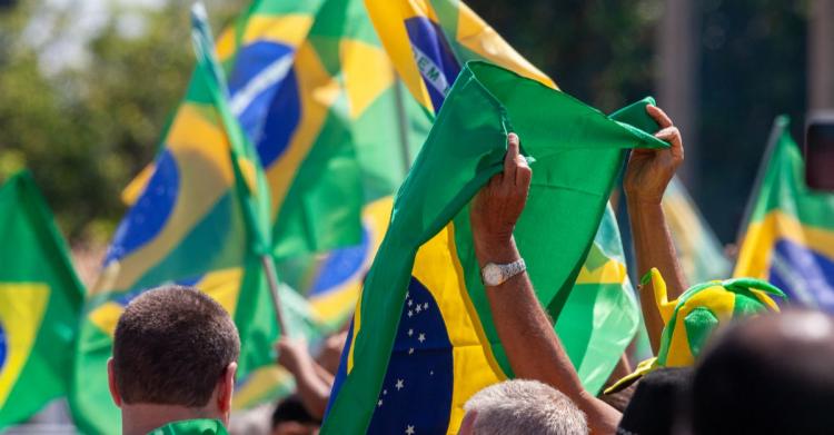 Brasil: Los obispos llaman a la "unidad nacional" tras el ajustado resultado electoral