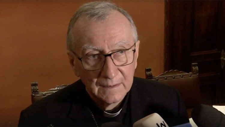 Cardenal Parolin: 'Un alto el fuego, primer paso para la paz en Ucrania'