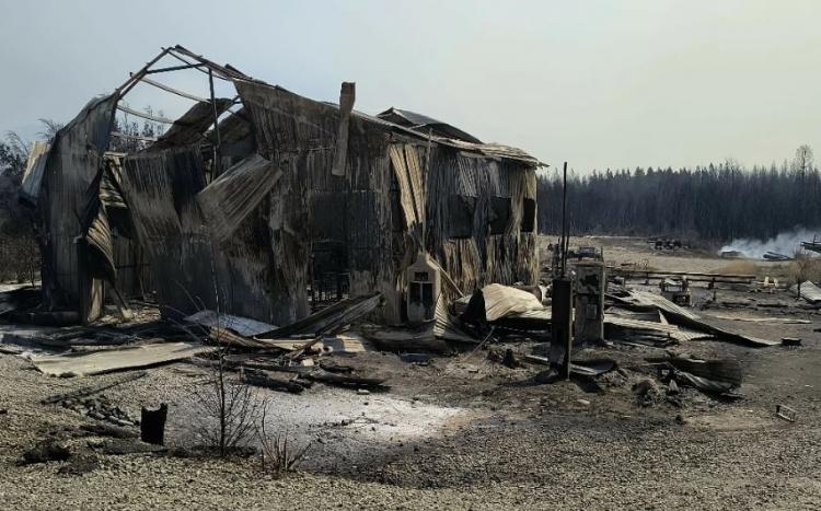 Cáritas brinda apoyo constante a los afectados por el fuego en El Bolsón