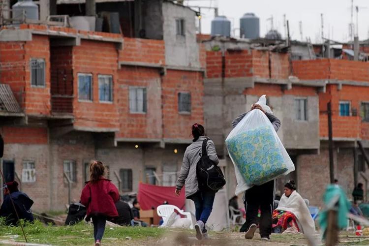 Cáritas: 'La pobreza, y sobre todo la indigencia, trae sufrimiento en vidas concretas'