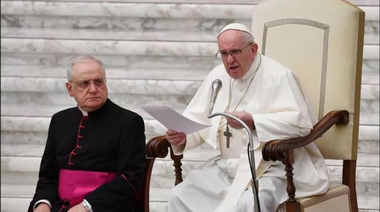 Catequesis del Papa: Los ancianos deben ser luz para los demás