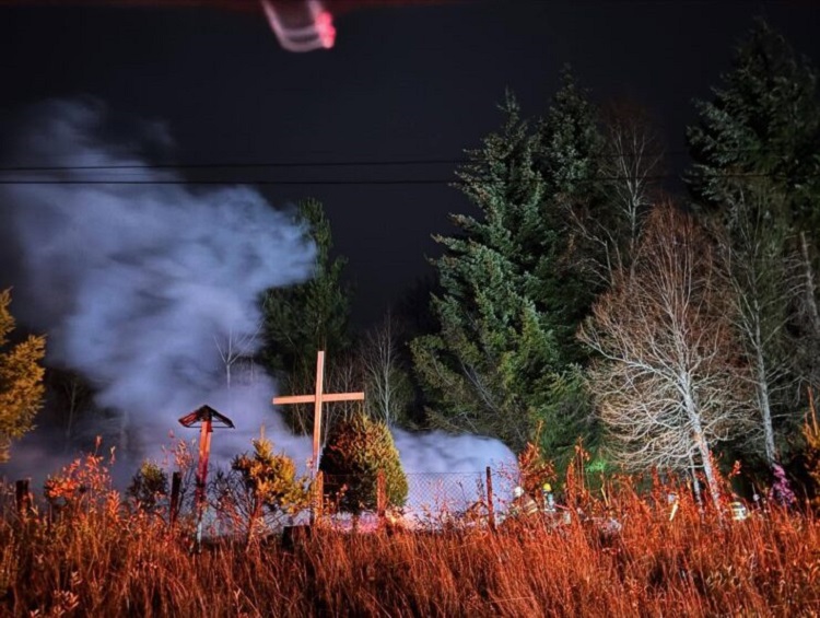 Chile: Nuevo ataque incendiario arrasa una capilla en Radalco Chile: Nuevo ataque incendiario arrasa una capilla en Radalco