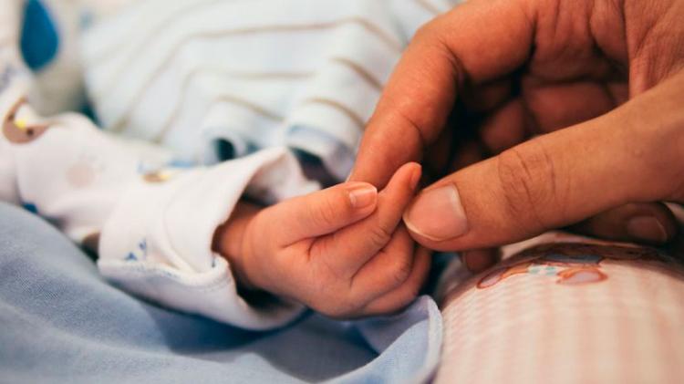 Cifras 2020 de mortalidad materno-infantil: ¿Qué se hace para evitar muertes maternas?