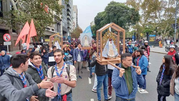 Buenos Aires: la Marcha Juvenil del Corpus recorrerá lugares emblemáticos Buenos Aires: la Marcha Juvenil del Corpus recorrerá lugares emblemáticos