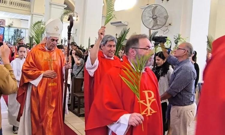 Corrientes: Mons. Larregain exhortó a 'construir un mundo más humano' Corrientes: Mons. Larregain exhortó a 'construir un mundo más humano'