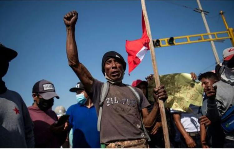 Crisis en Perú: La Iglesia reconoce el derecho a la protesta, pero condena la violencia